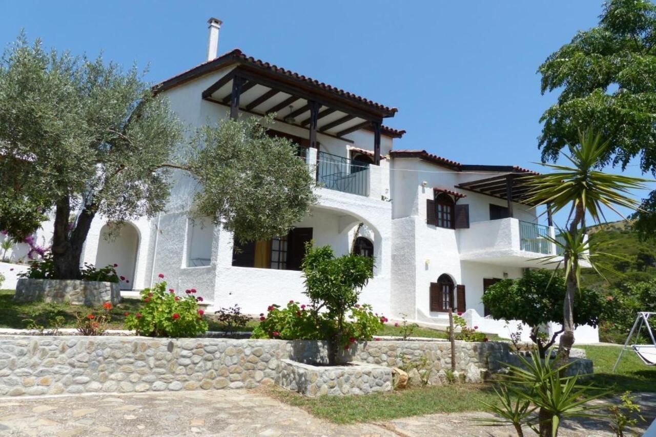 Katerina Apartments Troulos Exterior photo